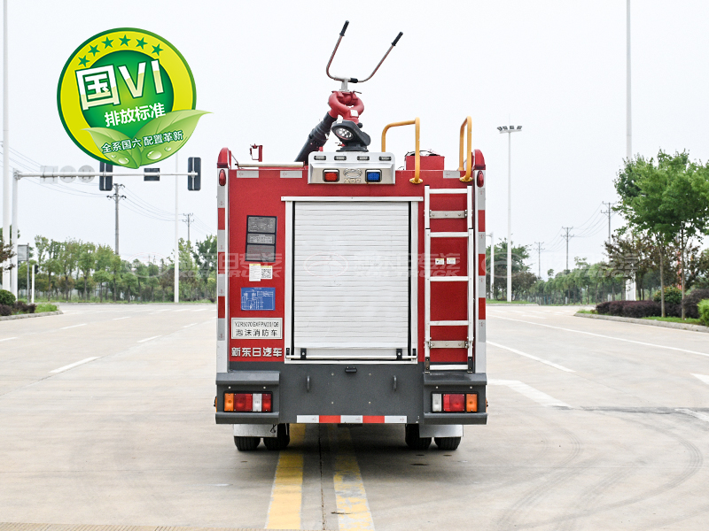 國(guó)六2.5噸五十鈴泡沫消防車(chē)